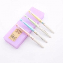 晨光学生塑料钢笔米菲的故事FFP60105 0.38mm 混色 36支/盒