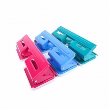 益而高金属四孔打孔机9401 孔径：5mm打孔厚度：10张孔距：80mm 
