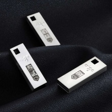 爱国者 优盘\U盘U200 32G 金属 防水 防尘 防静电 可挂